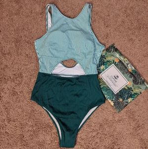 NWT ✨Cupshe ✨Green Stripe Cut Out One Piece